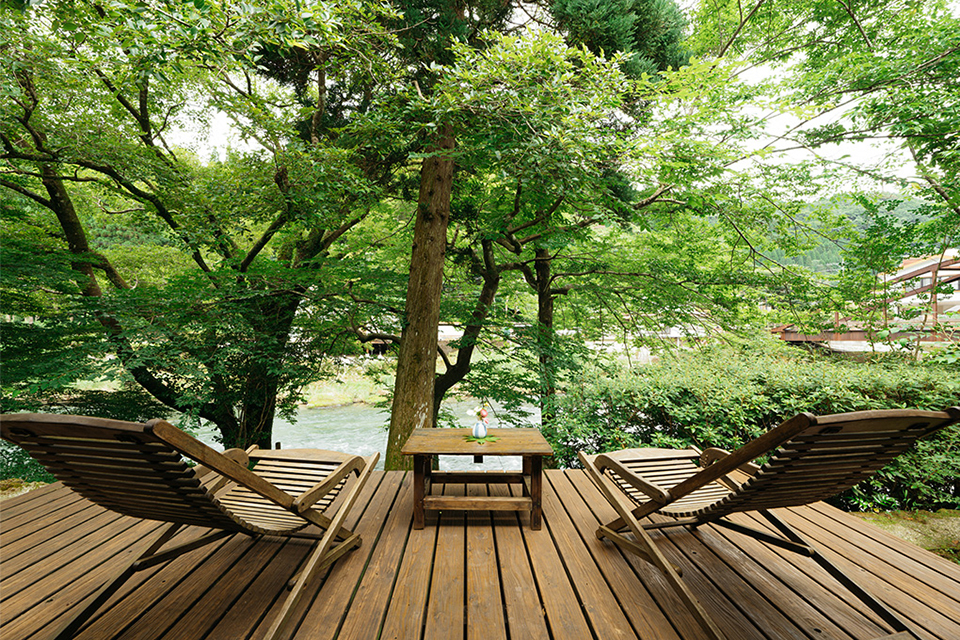 デッキチェアー